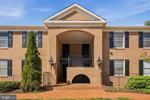 10708 Kings Riding Way #T-2-19, Rockville, MD 20852