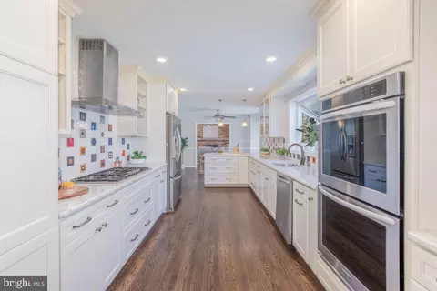 Kitchen - 16217 Whitehaven Rd, Silver Spring, MD 20906 photo 4 of 5