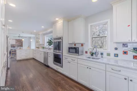 Kitchen - 16217 Whitehaven Rd, Silver Spring, MD 20906 photo 3 of 5