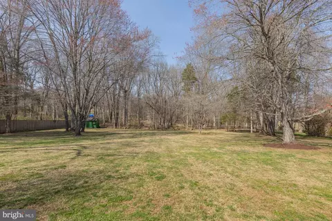Exterior - 16217 Whitehaven Rd, Silver Spring, MD 20906 photo 7 of 8