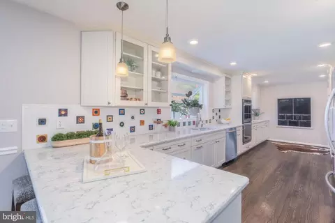 Kitchen - 16217 Whitehaven Rd, Silver Spring, MD 20906 photo 2 of 5