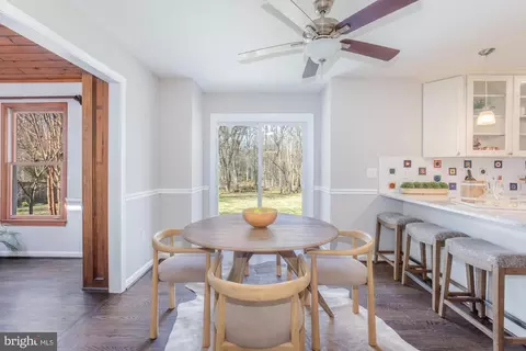 Dining - 16217 Whitehaven Rd, Silver Spring, MD 20906 photo 2 of 5