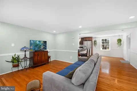 Living - 1421 Colesberg St, Silver Spring, MD 20905 photo 4 of 6