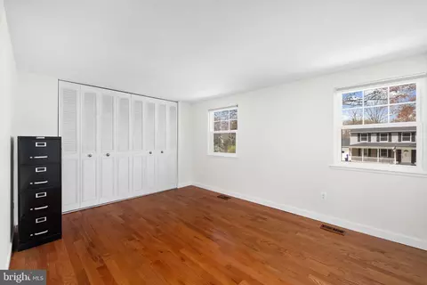 Bedroom - 1421 Colesberg St, Silver Spring, MD 20905 photo 3 of 5