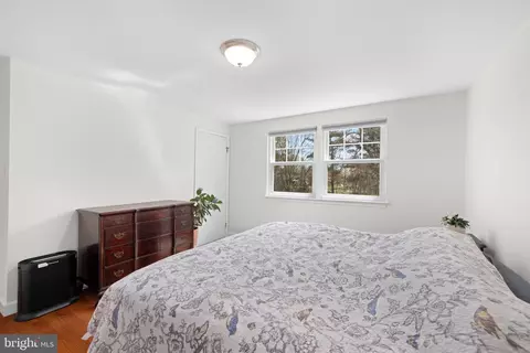 Bedroom - 1421 Colesberg St, Silver Spring, MD 20905 photo 2 of 5