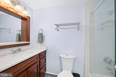 Bath - 1421 Colesberg St, Silver Spring, MD 20905 photo 3 of 3