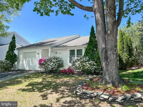 20536 Neerwinder St, Germantown, MD 20874