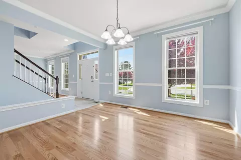 Living - 1105 Verbena Ct, Silver Spring, MD 20906 photo 5 of 11