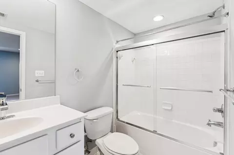 Bath - 1105 Verbena Ct, Silver Spring, MD 20906 photo 5 of 5