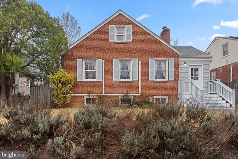 713 Gist Ave, Silver Spring, MD 20910