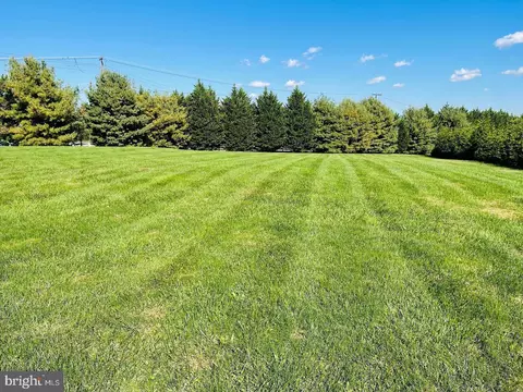 20325 Wiley Ct, Laytonsville, MD 20882
