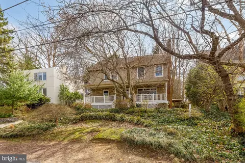 6112 Madawaska Rd, Bethesda, MD 20816