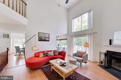 2421 Pondside Ter, Silver Spring, MD 20906