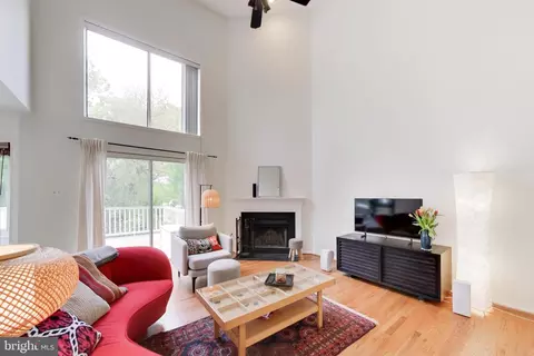 Living - 2421 Pondside Ter, Silver Spring, MD 20906 photo 1 of 4