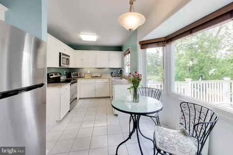 Kitchen - 2421 Pondside Ter, Silver Spring, MD 20906 photo 2 of 3