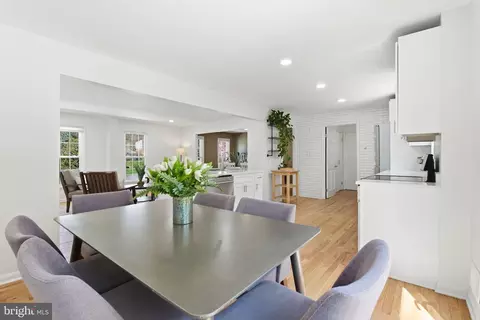 Dining - 15101 Redgate Dr, Silver Spring, MD 20905 photo 3 of 6
