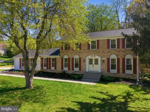 15101 Redgate Dr, Silver Spring, MD 20905