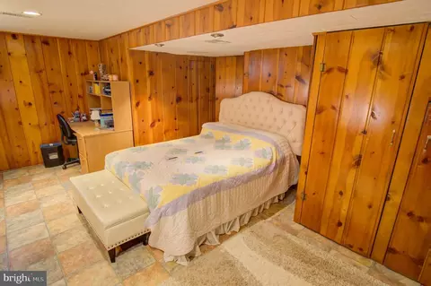 Bedroom - 10501 Glenhaven Dr, Silver Spring, MD 20902 photo 10 of 11