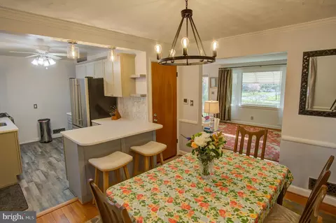Dining - 10501 Glenhaven Dr, Silver Spring, MD 20902 photo 2 of 2