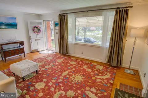 Entry Way - 10501 Glenhaven Dr, Silver Spring, MD 20902 photo 1 of 1