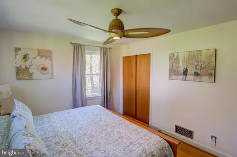 Bedroom - 10501 Glenhaven Dr, Silver Spring, MD 20902 photo 4 of 11