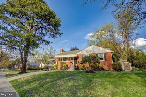 10501 Glenhaven Dr, Silver Spring, MD 20902