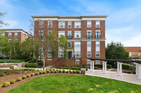 31 Booth St #B55, Gaithersburg, MD 20878