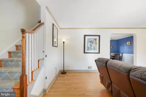 Entry Way - 1303 Ballard St, Silver Spring, MD 20910 photo 1 of 4