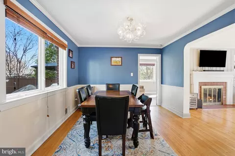 Dining - 1303 Ballard St, Silver Spring, MD 20910 photo 4 of 4