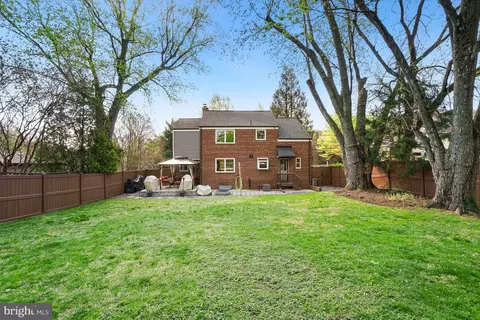 Exterior - 1303 Ballard St, Silver Spring, MD 20910 photo 4 of 6