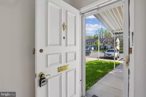 Entry Way - 15020 Eardley Ct #281G, Silver Spring, MD 20906 photo 1 of 3