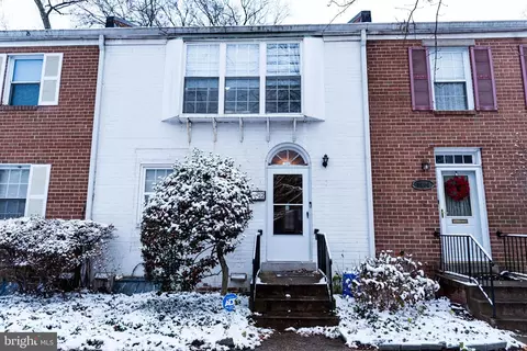 8902 16th St #8902, Silver Spring, MD 20910