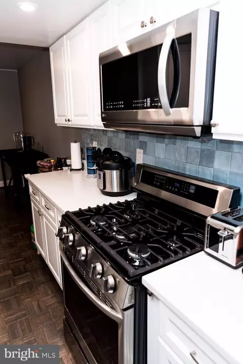 Kitchen - 8902 16th St #8902, Silver Spring, MD 20910 photo 5 of 7