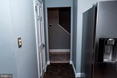 Entry Way - 8902 16th St #8902, Silver Spring, MD 20910 photo 7 of 10