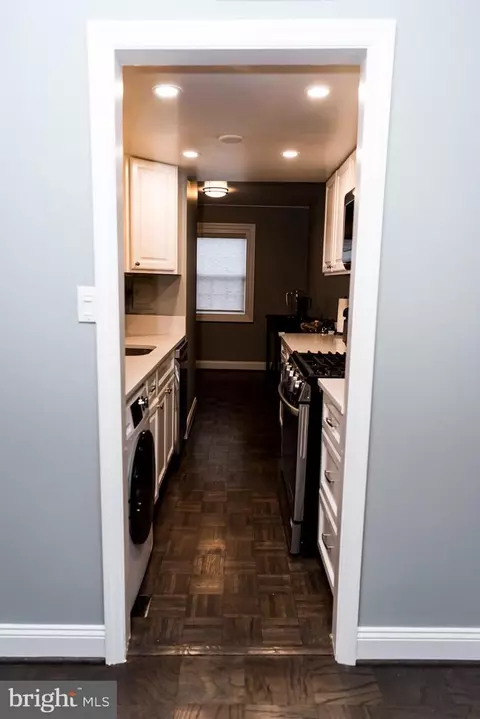 Kitchen - 8902 16th St #8902, Silver Spring, MD 20910 photo 4 of 7