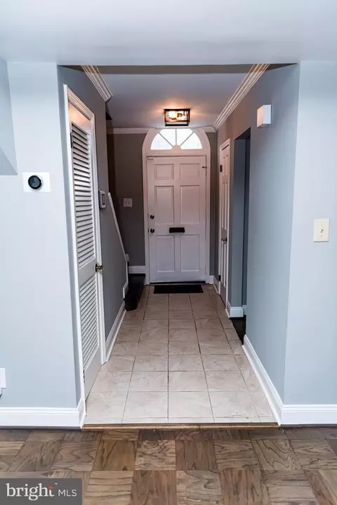 Entry Way - 8902 16th St #8902, Silver Spring, MD 20910 photo 4 of 10