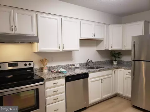 Kitchen - 15115 Interlachen Dr #3-515, Silver Spring, MD 20906 photo 1 of 2
