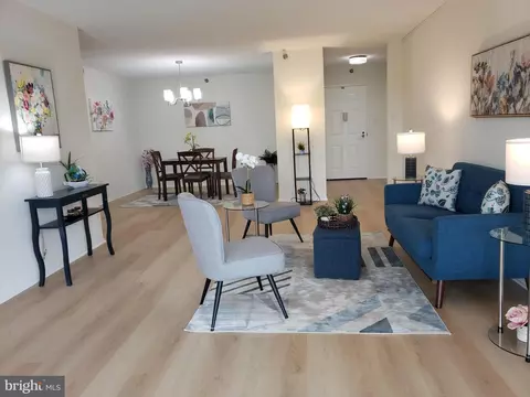 15115 Interlachen Dr #3-515, Silver Spring, MD 20906