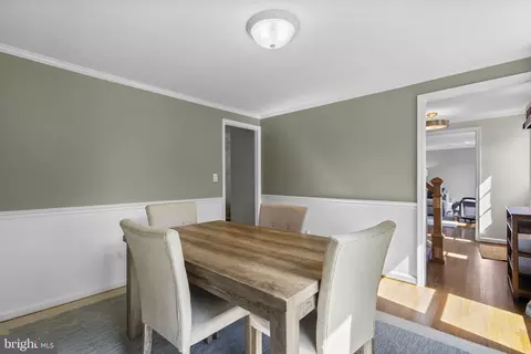 Dining - 9200 Watson Rd, Silver Spring, MD 20910 photo 2 of 2