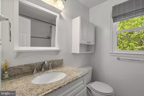 Bath - 9200 Watson Rd, Silver Spring, MD 20910 photo 2 of 3
