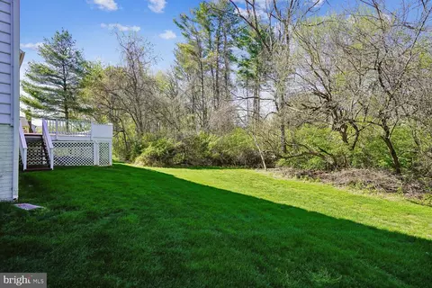 Exterior - 13236 Maplecrest Dr, Potomac, MD 20854 photo 5 of 9
