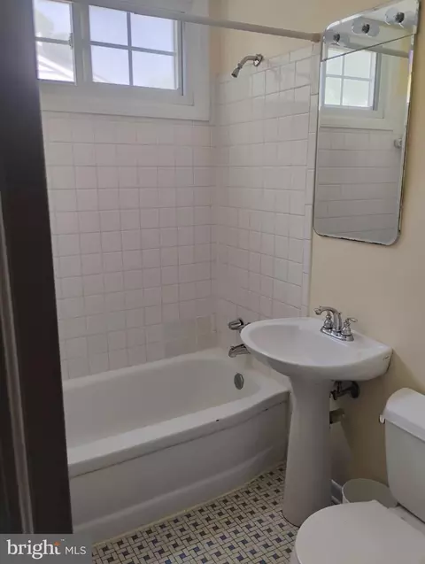 Bath - 3908 Lantern Dr, Silver Spring, MD 20902 photo 1 of 1