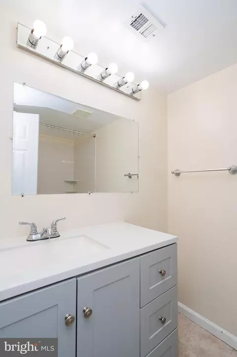Bath - 3960 Bel Pre Rd #1, Silver Spring, MD 20906 photo 3 of 5