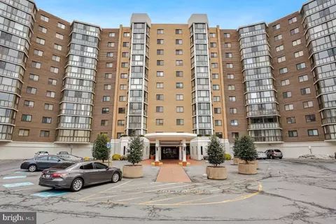 Exterior - 15100 Interlachen Dr #4-520, Silver Spring, MD 20906 photo 2 of 5