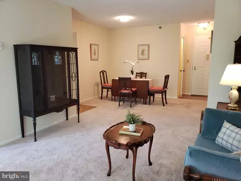 Living - 15100 Interlachen Dr #4-520, Silver Spring, MD 20906 photo 1 of 3