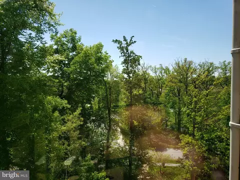 View/Area - 15100 Interlachen Dr #4-520, Silver Spring, MD 20906 photo 1 of 3