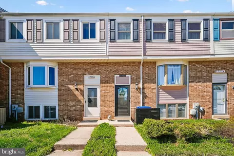 17532 Kohlhoss Rd, Poolesville, MD 20837