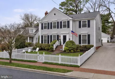 10206 Kensington Pkwy, Kensington, MD 20895