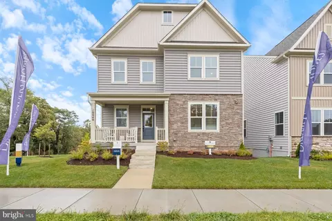 10040 Lewis Dr, Damascus, MD 20872