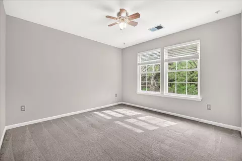Bedroom - 18733 Falling River Dr, Gaithersburg, MD 20879 photo 1 of 3